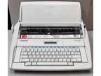 BROTHER ML-500 Memory Electronic Word Processing Typewriter