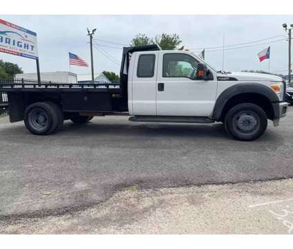 2014 Ford F550 Super Duty Super Cab &amp; Chassis for sale is a White 2014 Ford F-550 Car for Sale in Houston TX