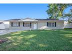 1423 Oak Valley Dr, Seffner, FL 33584