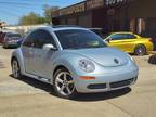 2009 Volkswagen New Beetle Base