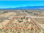 12121 oasis rd Pinon Hills, CA