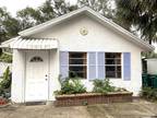 206 E 9th Ave, Mount Dora, FL 32757