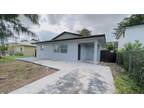 1422 8th Ave NW, Florida City, FL 33034
