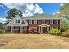 4979 Woodfall Dr SW, Lilburn, GA 30047