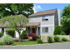 323 W Lyon Farm Dr #323, Greenwich, CT 06831