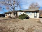 915 35th Ave Ct, Greeley, CO 80634