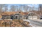 32 Reservoir Rd, North East, NY 12546