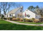 108 Weed St, New Canaan, CT 06840