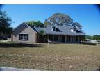 204 W Holly St, Howey in the Hills, FL 34737