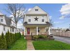 32 Charles St, Roselle Park, NJ 07204