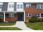 24 Woodedge Ave #4, Edison, NJ 08817