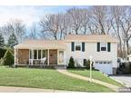 6 Willow Rd, Closter, NJ 07624