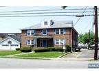 22 E Quackenbush Ave #212, Dumont, NJ 07628