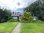 41 Bullens Ave, Wayne, NJ 07470