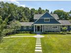 47 Osborn Ln, New Canaan, CT 06840