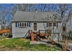 7 Ridge Pl, Ringwood, NJ 07456