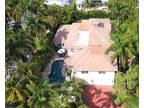 175 16th Ave S, Naples, FL 34102