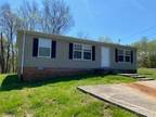 106 Hercules Ct Oak Grove, KY