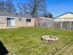 35711 Rolf St Westland, MI