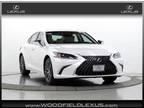 2023 Lexus ES 300h