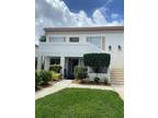 5218 Wedgewood Ln #72, Sarasota, FL 34235