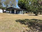 614 Dr Martin Luther King St, Dundee, FL 33838