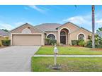 2210 Towering Oaks Cir, Seffner, FL 33584