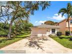 5457 NW 50th Ct, Coconut Creek, FL 33073