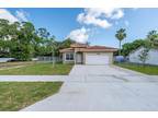 6109 Edwards Rd, Margate, FL 33063