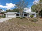 806 Hickory Ave, Fruitland Park, FL 34731