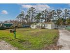 103 Ross Rd, Satsuma, FL 32189