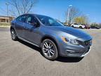 2018 Volvo S60 Cross Country T5 Platinum