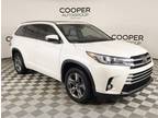 2017 Toyota Highlander