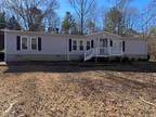 6 Peachtree Lake Dr, Sharpsburg, GA 30277