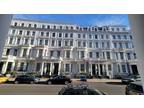Affordable 3 Bedroom Grand Plaza Suite in Central London
