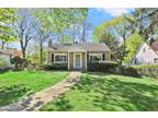 17 Maple Dr, Old Greenwich, CT 06870