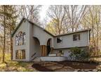 10 Candleview Dr, Sherman, CT 06784