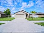 5531 Imagination Dr, Fort Pierce, FL 34947