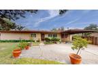 63 E Las Flores Dr, Altadena, CA 91001