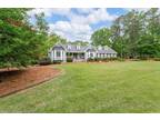 499 Lake Swan Ct, Hiram, GA 30141