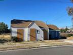 211 20th St, Antioch, CA 94509