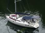 1997 Hunter 376 Boat for Sale