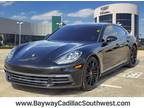 2018 Porsche Panamera 4