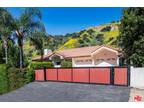 3506 Coldwater Canyon Ave, Studio City, CA 91604