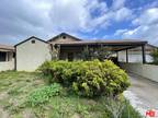 11719 Centralia St, Lakewood, CA 90715