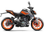 2023 KTM 200 Duke