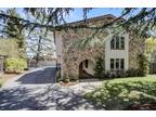 370 Quinnhill Rd, Los Altos, CA 94024