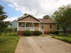 517 1st St Sw, Hickory, Nc 28602