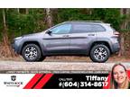 2018 Jeep Cherokee Trailhawk 4x4 SUV: Leather, Backup Cam, Local Unit