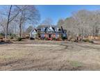 3233 Pate Dr SW, Snellville, GA 30078